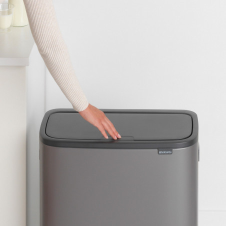 Coș de gunoi Brabantia Bo Touch 1001271, 2x30 l, deschidere lină și silențioasă, deschidere largă, gri închis