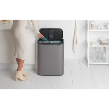 Coș de gunoi Brabantia Bo Touch 1001271, 2x30 l, deschidere lină și silențioasă, deschidere largă, gri închis