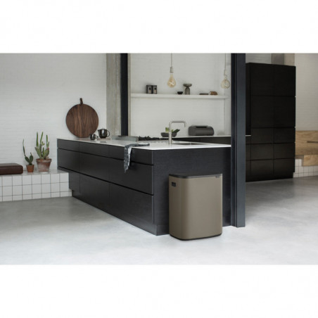 Coș de gunoi Brabantia Bo Touch 1001271, 2x30 l, deschidere lină și silențioasă, deschidere largă, gri închis