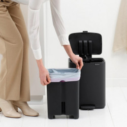 Coș de gunoi Brabantia Bo Pedal 1010133, 12 l, închidere ușoară, bază antiderapantă, acoperire minerală, gri închis