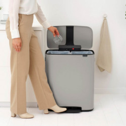 Coș de gunoi Brabantia Bo Pedal 1010450, 2x30 l, închidere lină, bază antiderapantă, gri deschis