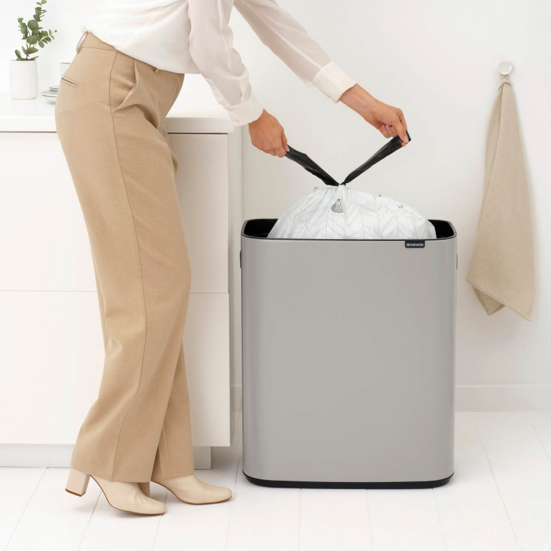 Coș de gunoi Brabantia Bo Touch 1010455, 60 l, deschidere lină și silențioasă, deschidere largă, gri deschis
