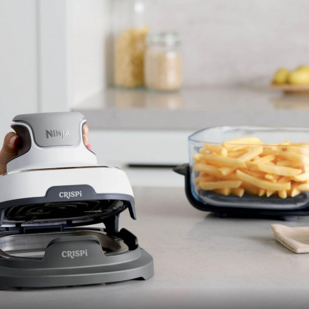 Friteuză cu aer cald 4-în-1 Ninja CRISPi FN102EU, 1700 W, 3,8 + 1,4 l, 70-185 °C, TempWare, plăci ceramice, fără PFAS, design portabil, alb