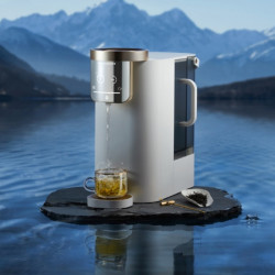 Sistem de purificare a apei NatureFlow F4, până la 4000 l, osmoză inversă alcalină, apă caldă instantanee, pH 9,5, ecran tactil, alb