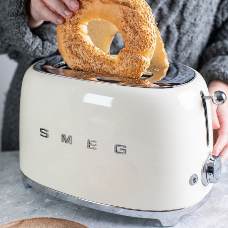 Prăjitor de pâine SMEG 50's Style TSF01WHEU, 950 W, 2 felii, 6 niveluri, Tava pentru firimituri, Cablu integrat, Oțel inoxidabil, Alb