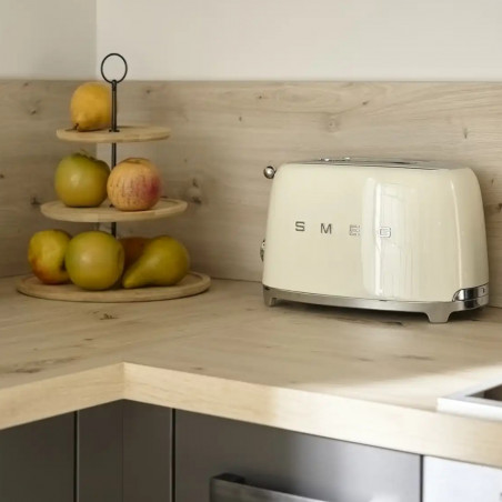 Prăjitor de pâine SMEG 50's Style TSF01CREU, 950 W, 2 felii, 6 niveluri, Tava pentru firimituri, Cablu integrat, Oțel inoxidabil, Culoare crem