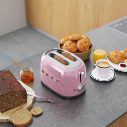 Prăjitor de pâine SMEG 50's Style TSF01PKEU, 950 W, 2 felii, 6 niveluri, Tava pentru firimituri, Cablu integrat, Oțel inoxidabil, Roz