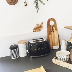 Prăjitor de pâine SMEG 50's Style TSF01BLEU, 950 W, 2 felii, 6 niveluri, Tava pentru firimituri, Cablu integrat, Oțel inoxidabil, Negru