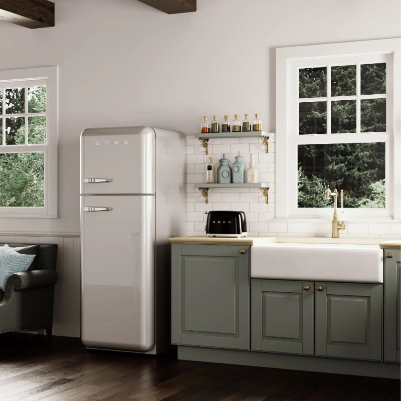 Prăjitor de pâine SMEG 50's Style TSF01BLEU, 950 W, 2 felii, 6 niveluri, Tava pentru firimituri, Cablu integrat, Oțel inoxidabil, Negru