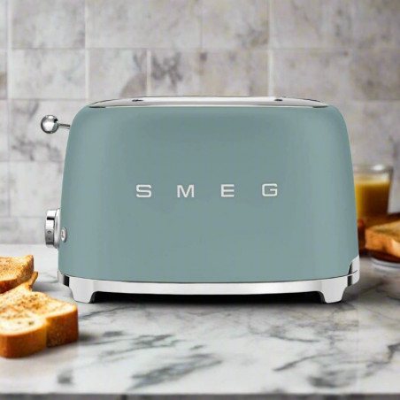 Prajitor de paine SMEG 50's Style TSF01EGMEU, 950 W, 2 felii, 6 trepte, Tava pentru firimituri, Cablu integrat, Otel inoxidabil, Verde smarald