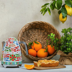 Ceainic electric SMEG Dolce & Gabbana KLF03DGEU, 2400 W, 1,7 l, bază rotativă la 360°, finisaj lucios, multicolor