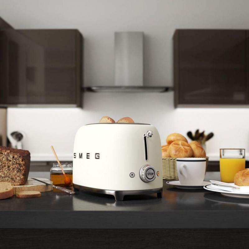 Prăjitor de pâine SMEG 50's Style TSF01WHMEU, 950 W, 2 felii, 6 niveluri, Tava pentru firimituri, Cablu integrat, Oțel inoxidabil, Alb mat