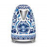 Ceainic electric SMEG Dolce & Gabbana KLF03DGBEU, 2400 W, 1,7 l, bază rotativă la 360°, finisaj lucios, albastru mediteranean