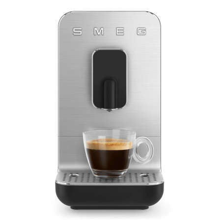 Mașină de espresso SMEG Collezione BCC11BLMEU, 1350 W, 19 bar, 1,4 l, 8 funcții, râșniță încorporată, negru