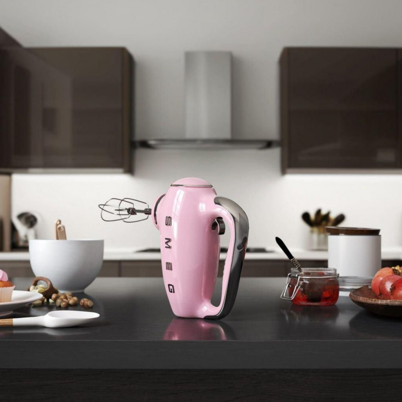 Mixer manual SMEG 50's Style HMF01PKEU, 250 W, 9 viteze, funcție Turbo, afișaj LED ascuns, cronometru, accesorii, roz