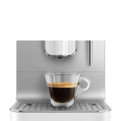 Mașină de espresso SMEG Collezione BCC12WHMEU, 1350 W, 19 bar, 1,4 l, 8 funcții, râșniță încorporată, duză de abur, alb