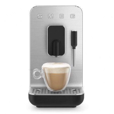 Mașină de espresso SMEG Collezione BCC12BLMEU, 1350 W, 19 bar, 1,4 l, 8 funcții, râșniță încorporată, duză de abur, negru