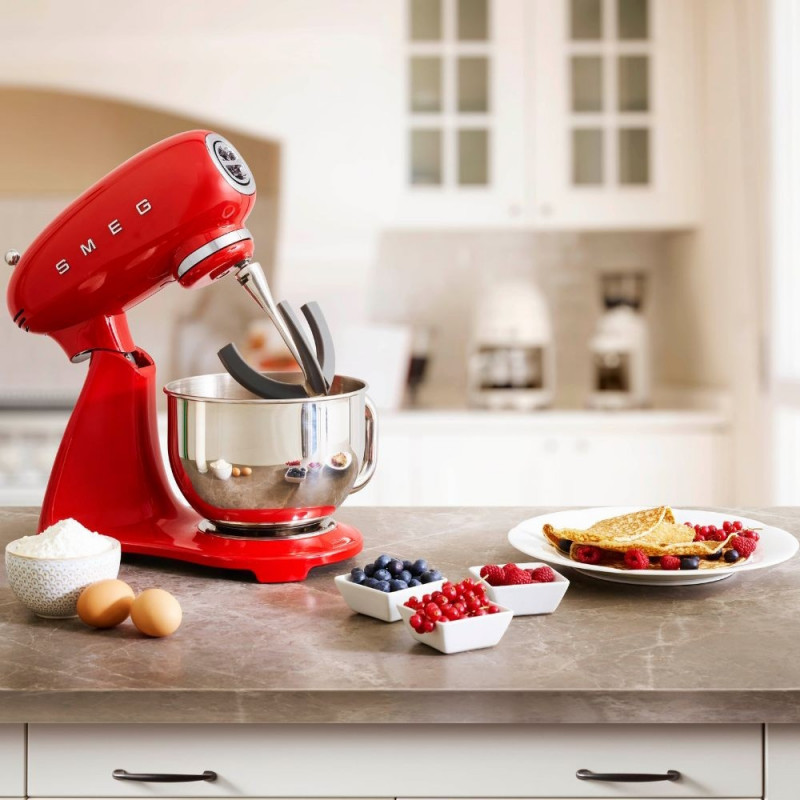 Mixer planetar SMEG SMF03RDEU, 800 W, 4,8 l, 10 viteze, funcție de pornire treptată, picioare antiderapante, roșu