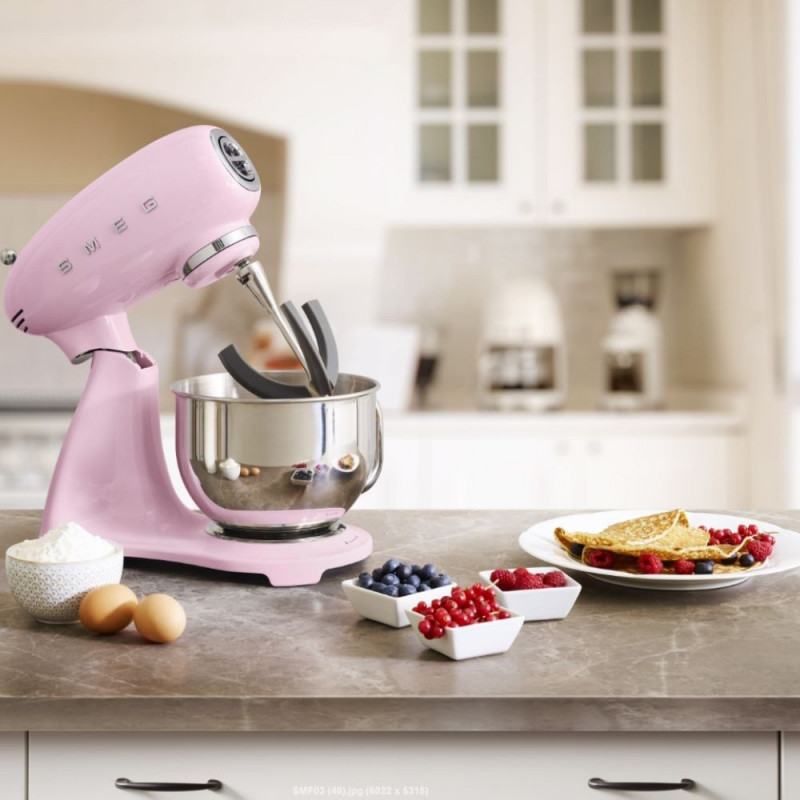 Mixer planetar SMEG SMF03PKEU, 800 W, 4,8 l, 10 viteze, funcție de pornire treptată, picioare antiderapante, roz