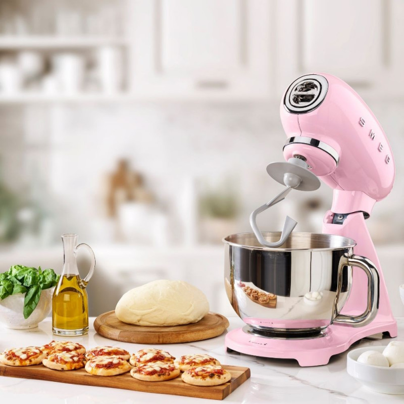 Mixer planetar SMEG SMF03PKEU, 800 W, 4,8 l, 10 viteze, funcție de pornire treptată, picioare antiderapante, roz