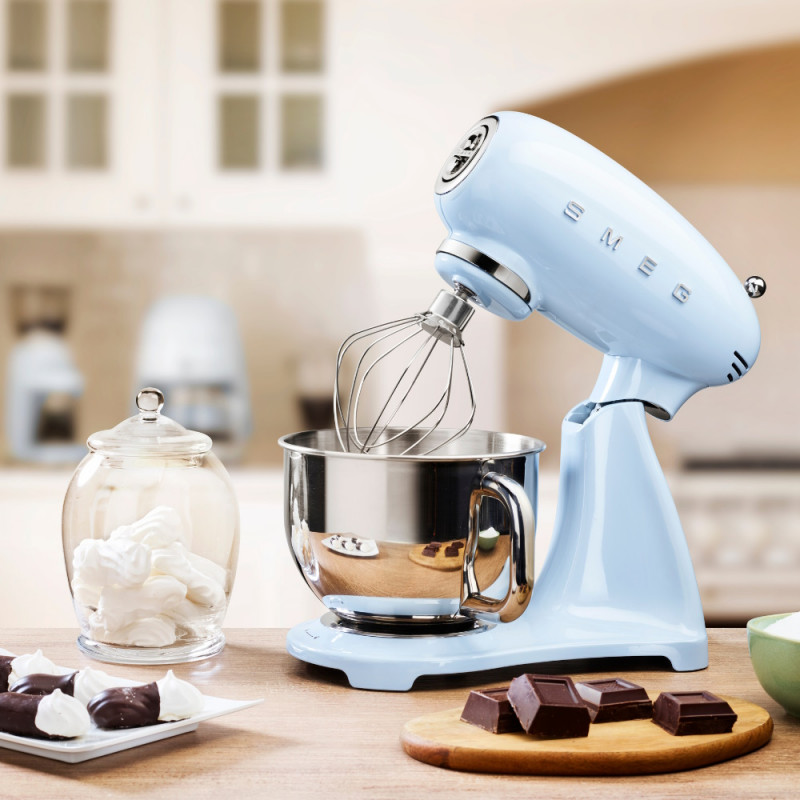 Mixer planetar SMEG SMF03PBEU, 800 W, 4,8 l, 10 viteze, funcție de pornire treptată, picioare antiderapante, albastru pastel