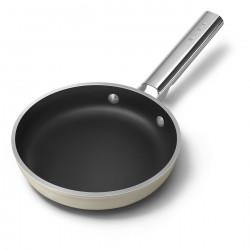 Tigaie SMEG FPF2002CRM, 1,5 l, Ø20 cm, acoperire ceramică antiaderentă, până la 250 °C, fără PFAS, pentru plite cu inducție, crem