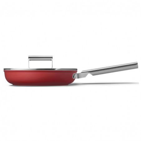 Tigaie cu capac SMEG CKFF2401RDM, 1,9 l, Ø24 cm, acoperire cu teflon, până la 250 °C, fără PFAS, pentru plite cu inducție, roșie