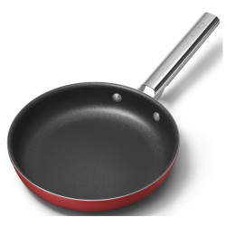 Tigaie cu capac SMEG CKFF2401RDM, 1,9 l, Ø24 cm, acoperire cu teflon, până la 250 °C, fără PFAS, pentru plite cu inducție, roșie