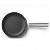 Tigaie cu capac SMEG CKFF2401BLM, 1,9 l, Ø24 cm, acoperire cu teflon, până la 250 °C, fără PFAS, pentru plite cu inducție, negru