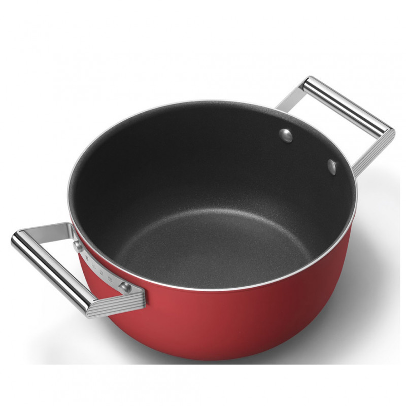 Oală SMEG CKFC2411RDM, 4,8 l, Ø24 cm, acoperire cu teflon, până la 250 °C, pentru plite cu inducție, roșie
