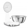 Cântar de bucătărie Smeg KSF01WHWW, afișaj analogic și digital, până la 5 kg/5 l, funcție TARA, afișaj LED, bază antiderapantă, autonomie de până la 36 de ore, alb mat