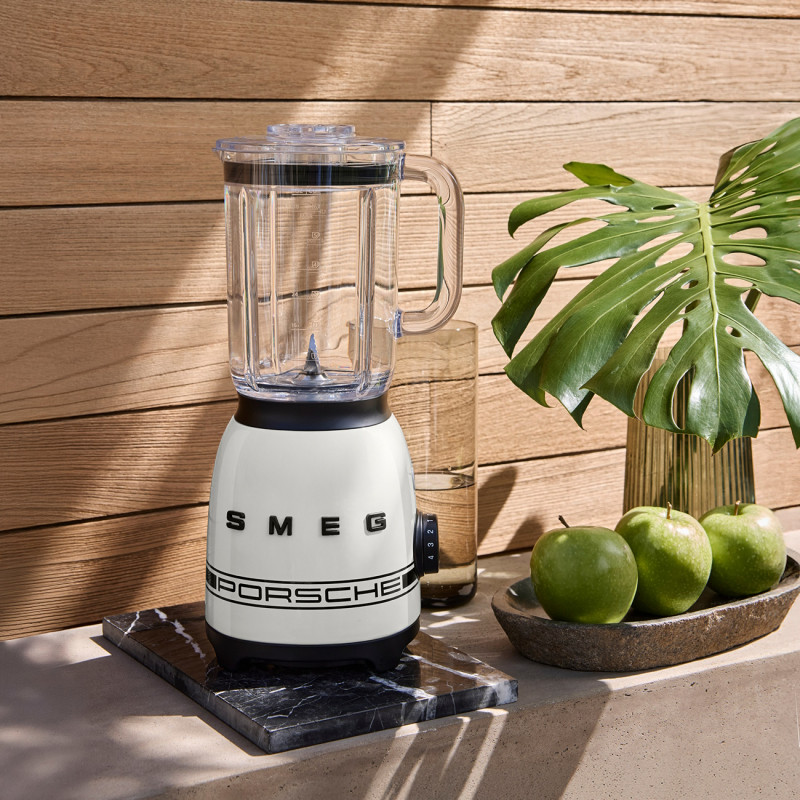 Blender Smeg Porsche BLF03PCWEU, 800 W, 1,5 l, 18 000 rpm, 4 programe, 4 viteze + funcție puls, oțel inoxidabil, alb