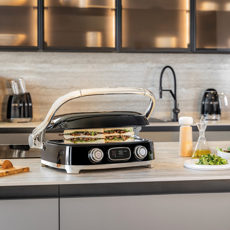 Grătar electric Smeg MGF01BLEU, 2000 W, 60–230 °C, afișaj LCD, 4 accesorii detașabile, cronometru de 60 minute, negru