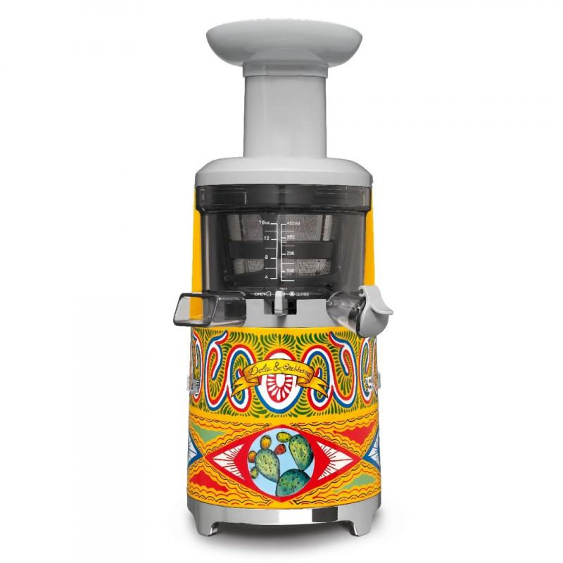 Storcător de fructe Smeg Dolce & Gabbana SJF01DGEU, 150 W, 500 ml, rotație inversă, recipient pentru resturi de 1,6 l, multicolor