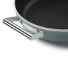 Oală puțin adâncă cu capac Smeg DPF2812EGM, 28 cm, 4,3 l, acoperire ceramică antiaderentă, potrivită pentru cuptor până la 250 °C, fără PFAS, compatibilă cu plitele cu inducție, verde smarald