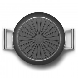 Oală joasă cu capac Smeg DPF2812BLM, 28 cm, 4,3 l, acoperire ceramică antiaderentă, potrivită pentru cuptor până la 250 °C, fără PFAS, compatibilă cu plitele cu inducție, negru