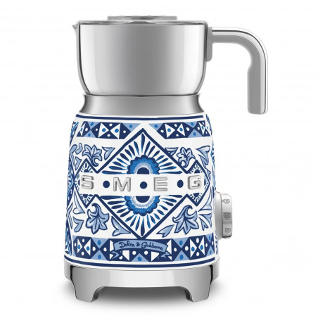 Aparat pentru spumarea laptelui Smeg Dolce & Gabbana MFF01DGBEU, 500 W, 600 ml, Oprire automată, Fără BPA, Albastru mediteranean
