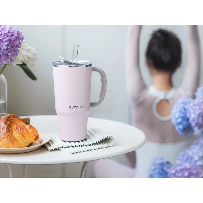 Cană termică cu pai încorporat Buydeem DS57-P, 700 ml, menține temperatura (cald/rece) până la 6 ore, izolație sub vid, oțel inoxidabil, fără BPA, roz