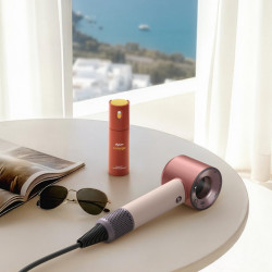 Uscător de păr Dyson HD19 Travel™ 492457-01, 1220 W, 11,6 l/s, 2 viteze, 3 niveluri de temperatură, Air Multiplier, control inteligent al căldurii, ceramic roz/roz auriu