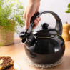 Ceainic cu fluier Kinghoff KH 2039, 2 l, interior emailat, compatibil cu plitele cu inducție, negru