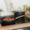 Oală Galileo Premium SChef 5916675, 20 cm, 1,8 l, Margine întărită, Acoperire antiaderentă PPG, Fără PFOA și nichel, Compatibilă cu plitele cu inducție, Negru/auriu