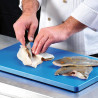 Tocator profesional pentru peste si fructe de mare Kesper 30152, standard HACCP, Gastronorm 1/1, rezistent pana la 95 °C, picioruse antiderapante, suprafață care protejeaza lamele, albastru