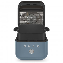 Friteuză cu aer cald Smeg Collezione AFC01SBMAU, 1450 W, 7,3 l, 40-200 °C, 7 programe, mod dublu, comandă tactilă, cronometru, LED, albastru
