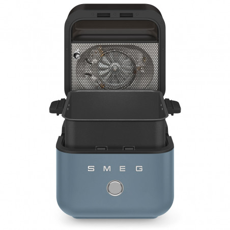 Friteuză cu aer cald Smeg Collezione AFC01SBMAU, 1450 W, 7,3 l, 40-200 °C, 7 programe, mod dublu, comandă tactilă, cronometru, LED, albastru
