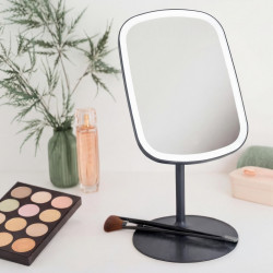 Oglindă cosmetică Beurer BF BS 47 LE, 21 cm, autonomie de 3 ore, 33 de LED-uri, reglare continuă a intensității luminoase, USB-C, gri închis